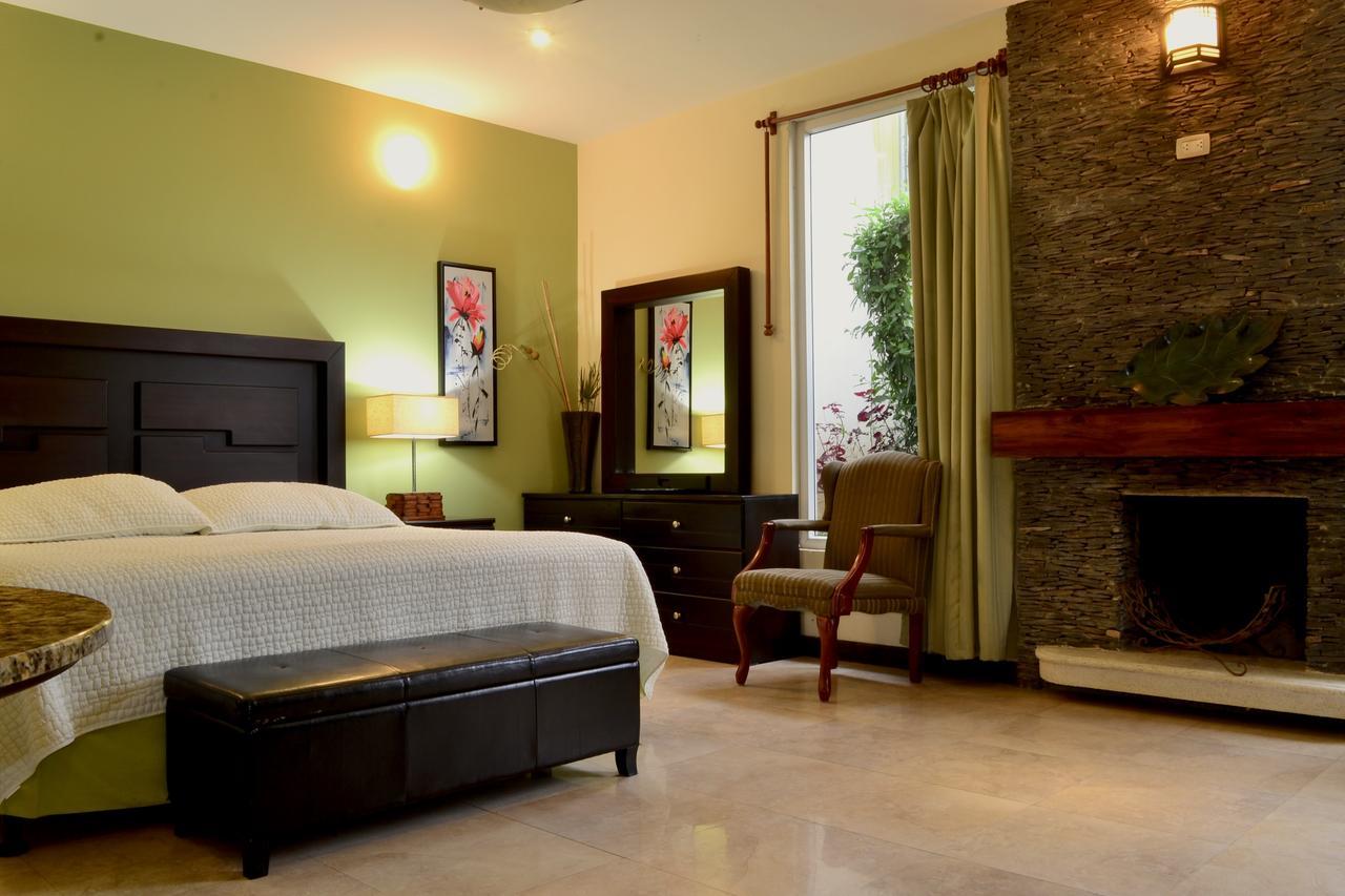 Hotel Casa Miravalle Antigua Bagian luar foto